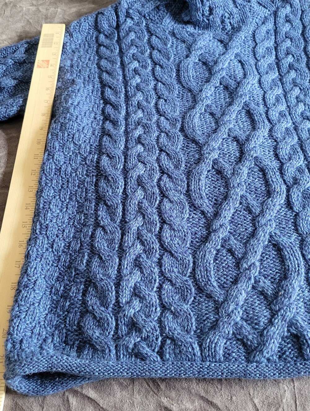 INIS CRAFTS 100% MERINO WOOL CABLE KNIT TURTLENECK SWEATER SZ L MADE IN IRELAND - Picture 4 of 8